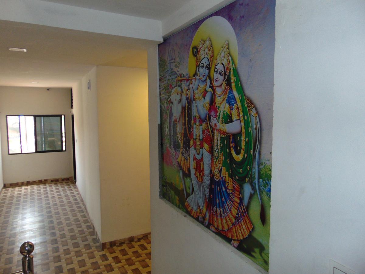 Hotel Kalajanki Удджайн Экстерьер фото